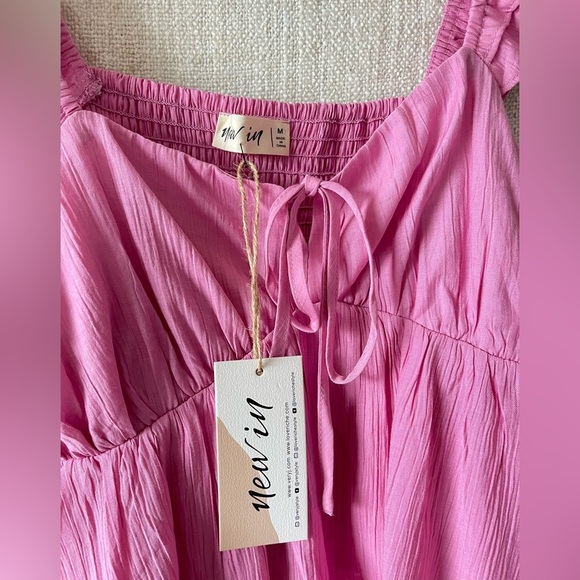 New In Pink Ruffle Tank - Size Medium - Picture 3 of 4